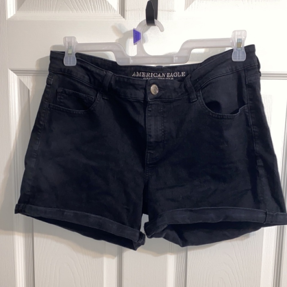 American Eagle Next Level Stretch Shorts Size US 16